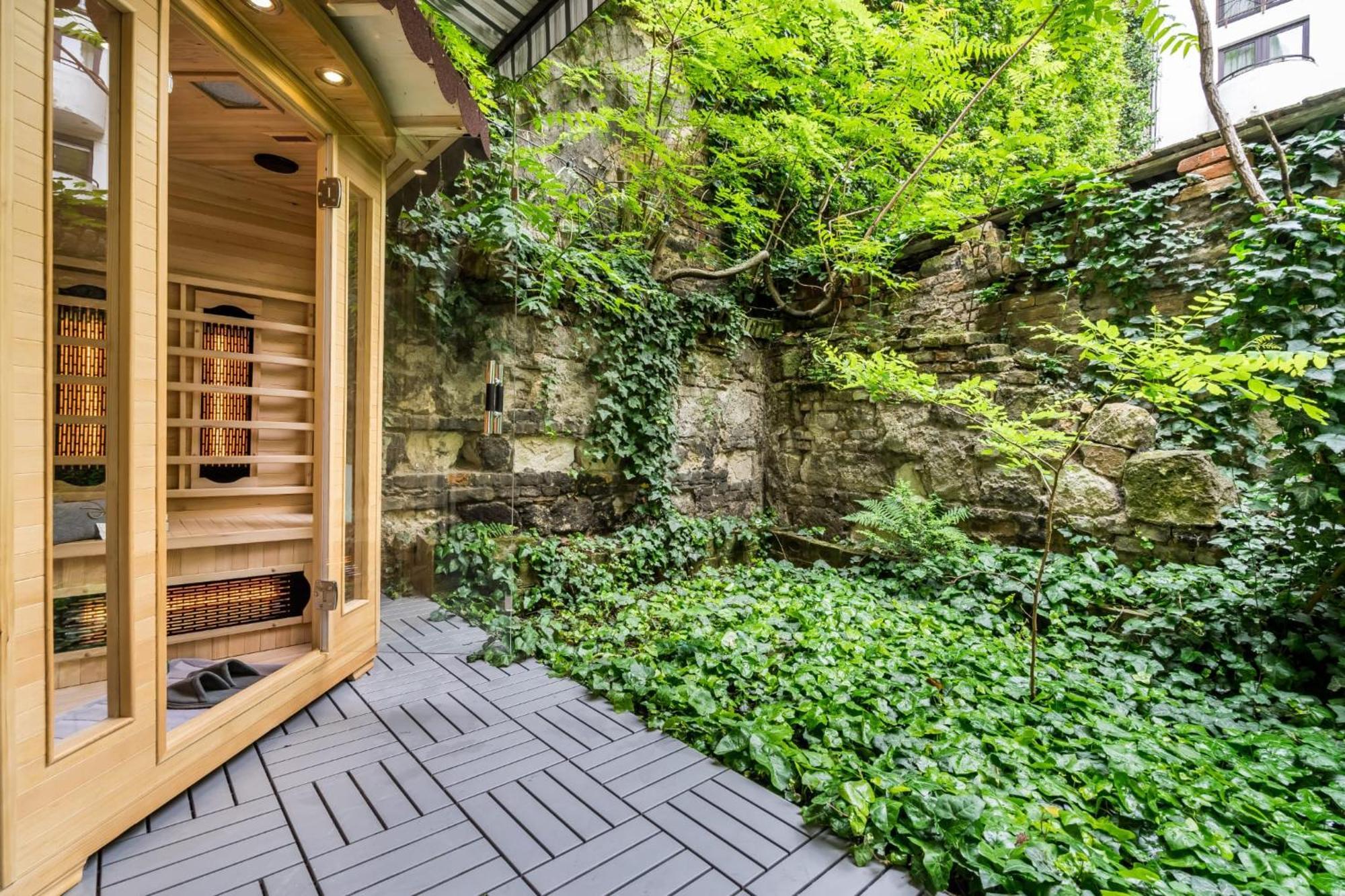 בודפשט Wellness Wonderland: Garden, Sauna, Jacuzzi In Cbd מראה חיצוני תמונה