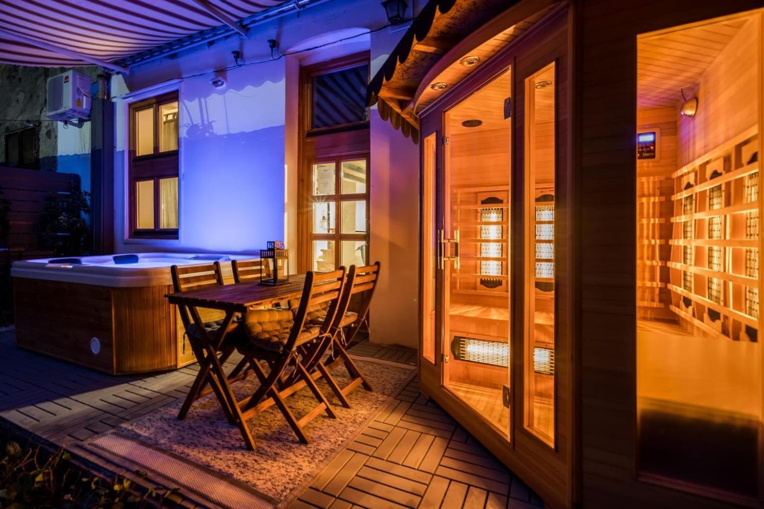 בודפשט Wellness Wonderland: Garden, Sauna, Jacuzzi In Cbd מראה חיצוני תמונה