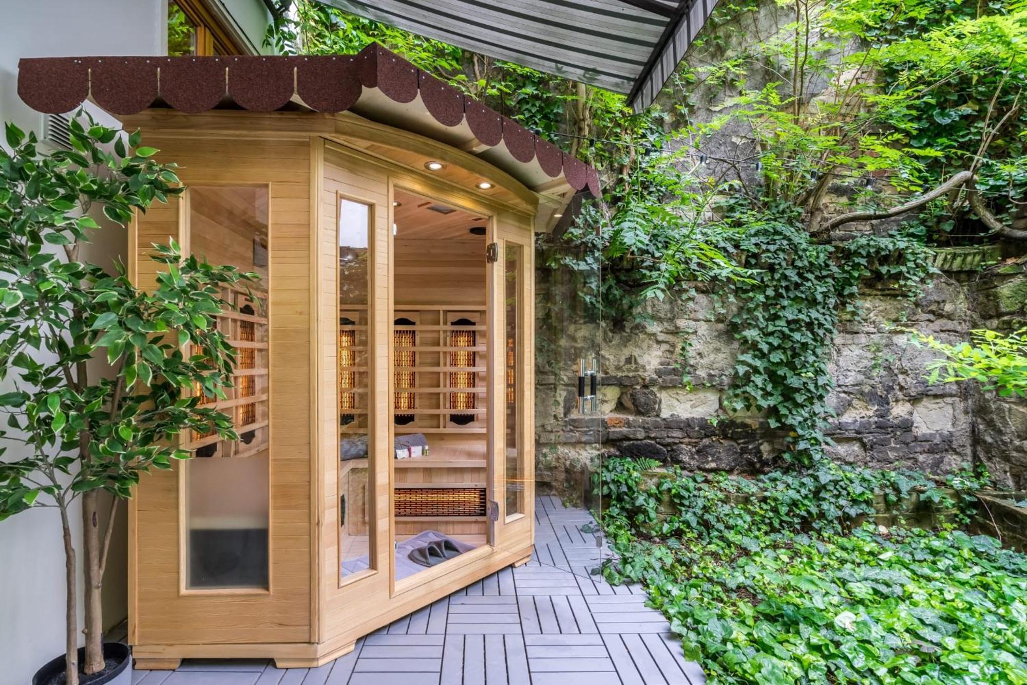בודפשט Wellness Wonderland: Garden, Sauna, Jacuzzi In Cbd מראה חיצוני תמונה